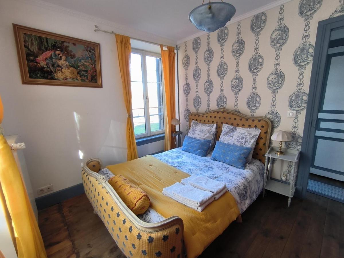 Gites Le Vieux Vinzelles Volvic Eksteriør bilde